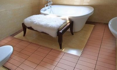 Tấm vỉ gỗ nhựa lót toilet gỗ nhựa sài gòn cho gia đình có người lớn tuổi và trẻ nhỏ